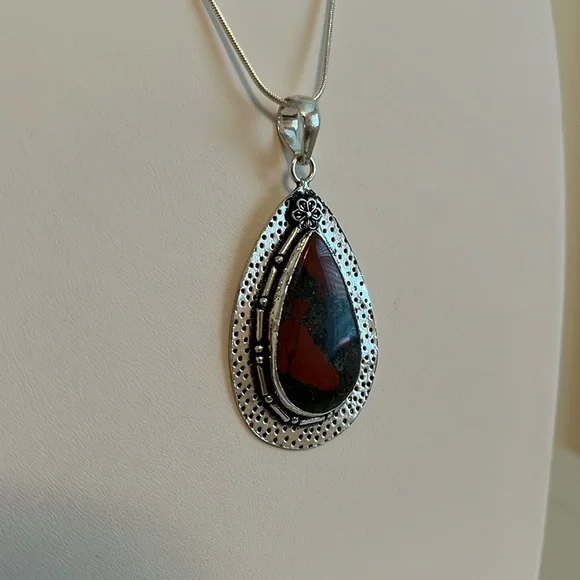925 SILVER OVERLAY STATEMENT PENDANT BLOODSTONE GEMSTONE - Picture 2 of 9